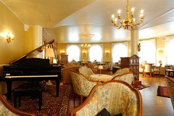 Hotel Regina 4*