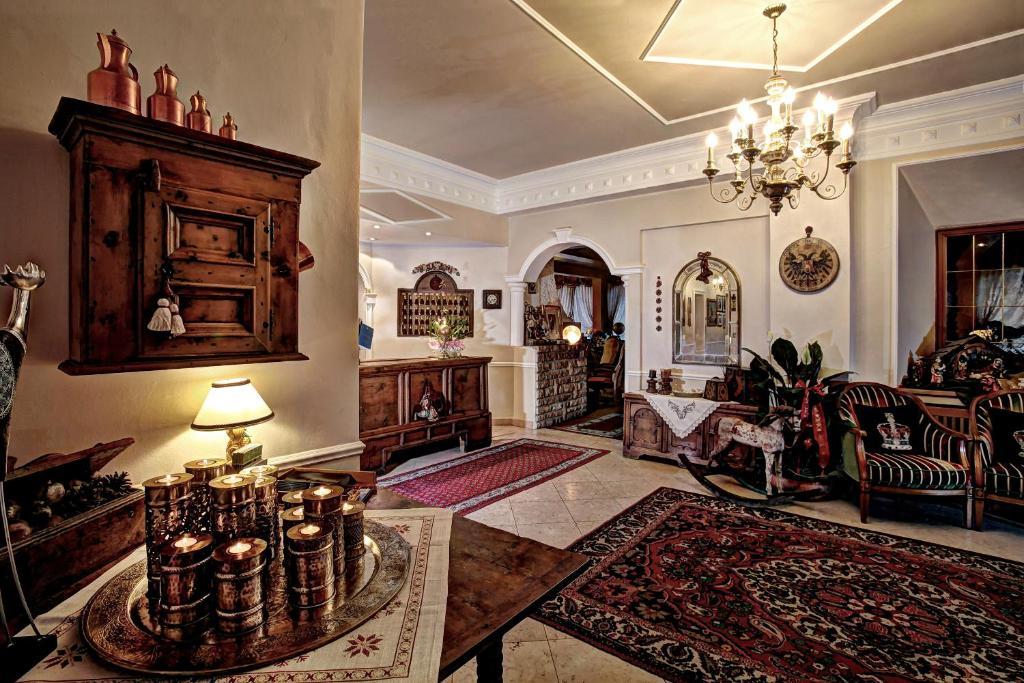 Regina Hotel 4*