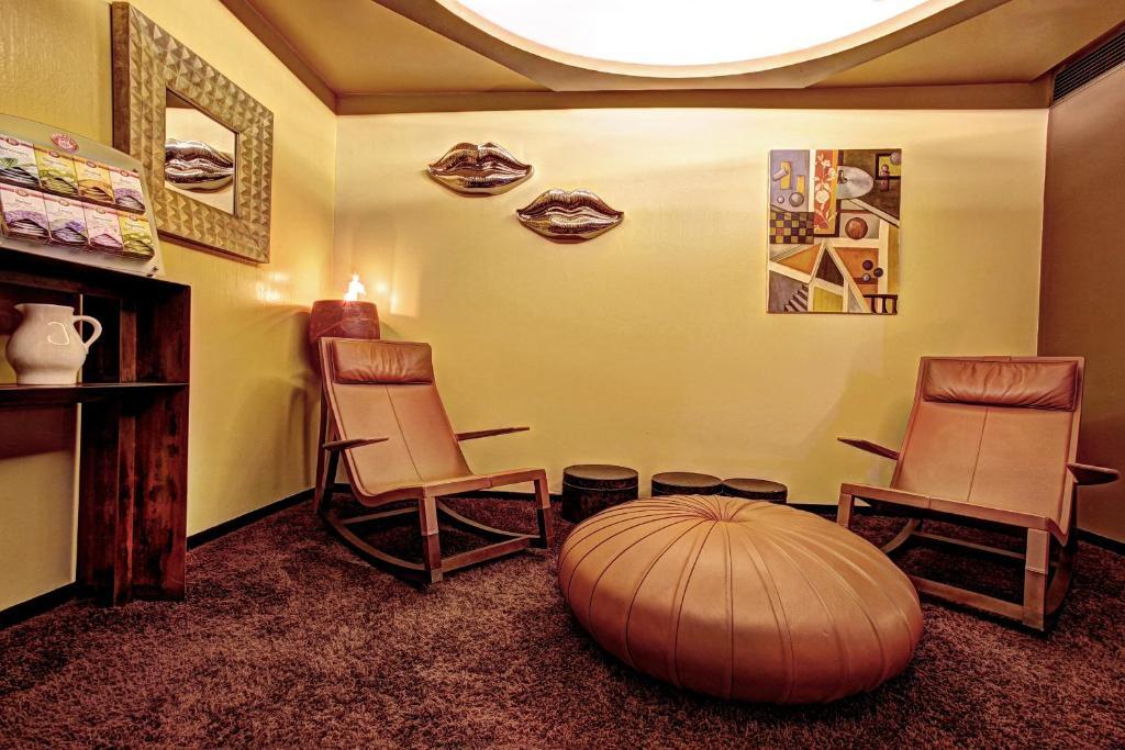Regina Hotel 4*